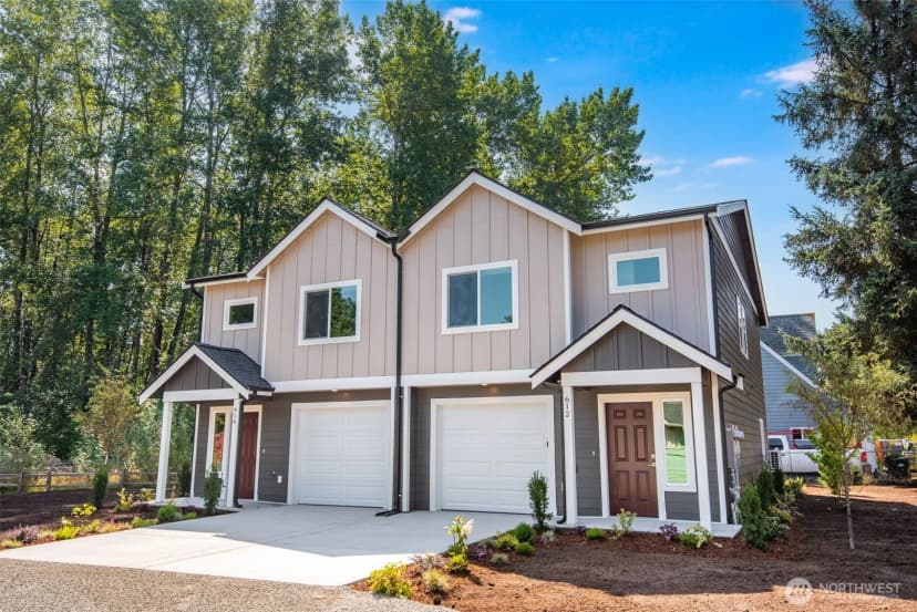 Property photo for 612 & 614 122nd Street Ct E, Tacoma photo 39