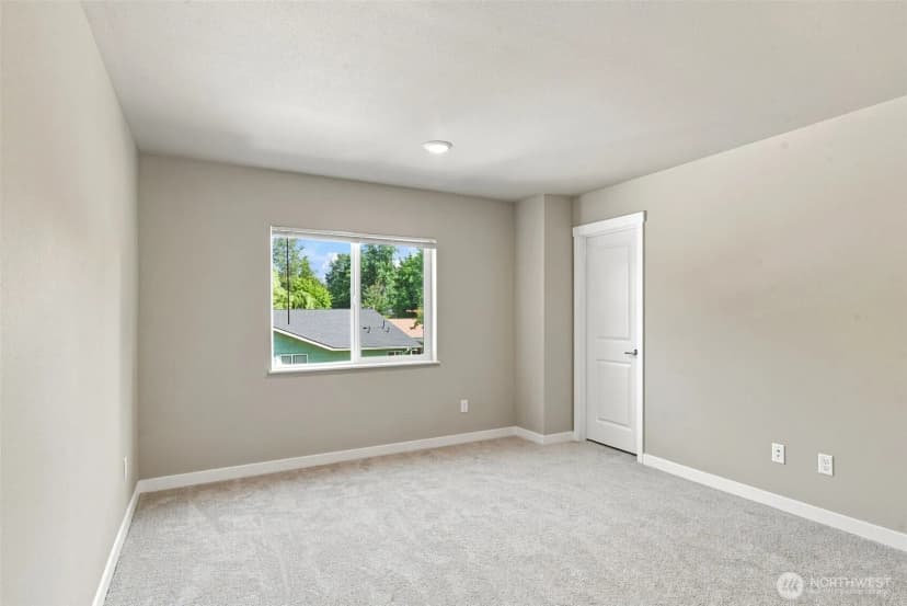 Property photo for 612 & 614 122nd Street Ct E, Tacoma photo 19