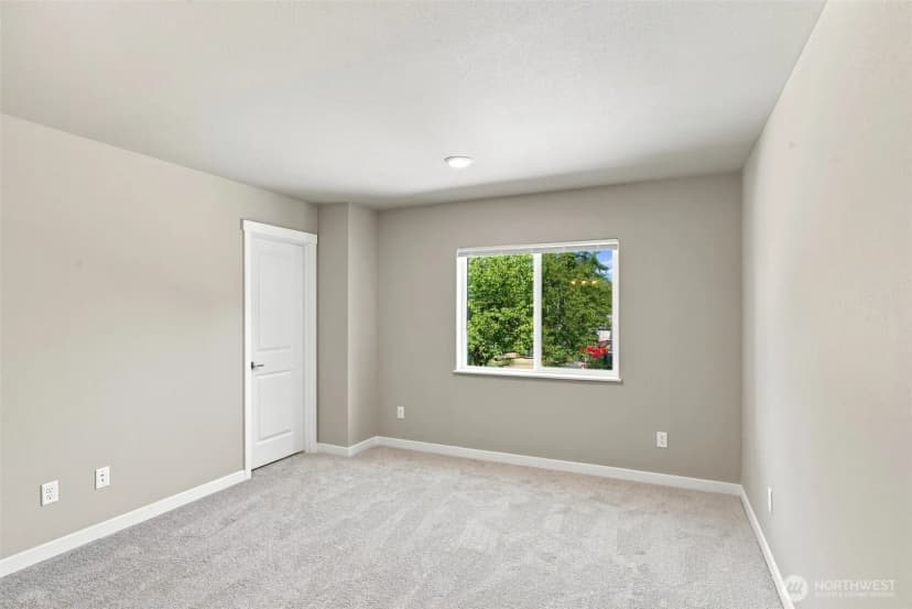 Property photo for 612 & 614 122nd Street Ct E, Tacoma photo 28