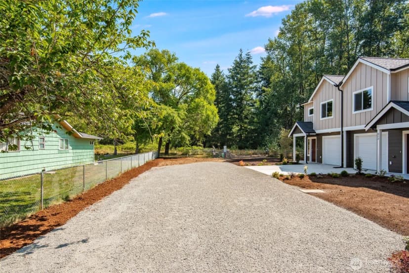 Property photo for 612 & 614 122nd Street Ct E, Tacoma photo 35