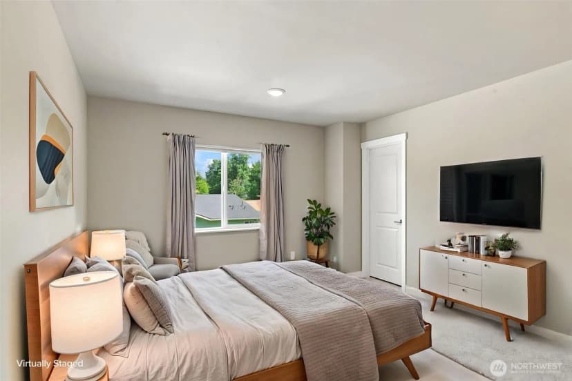 Property photo for 612 & 614 122nd Street Ct E, Tacoma photo 18