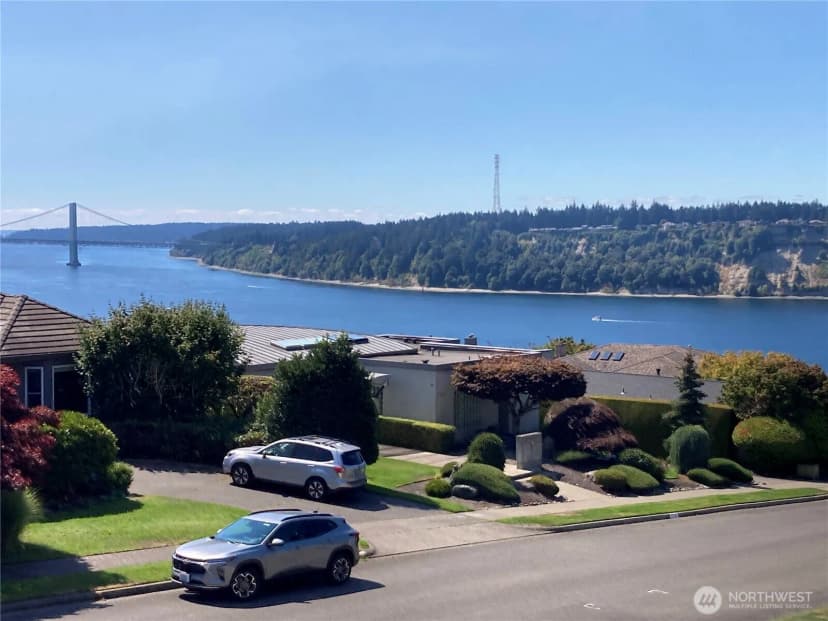 Property photo for 6723 N Parkview Lane, Tacoma photo 22