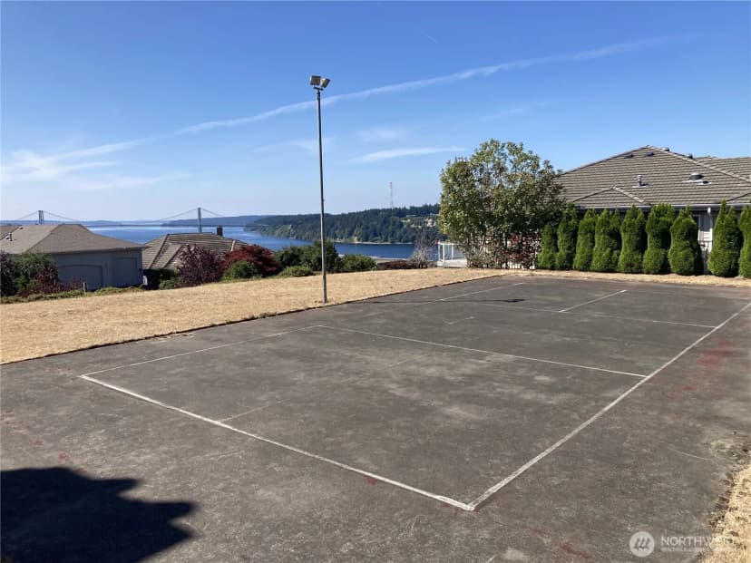 Property photo for 6723 N Parkview Lane, Tacoma photo 16