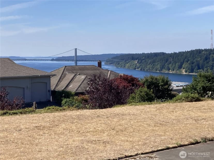 Property photo for 6723 N Parkview Lane, Tacoma photo 8