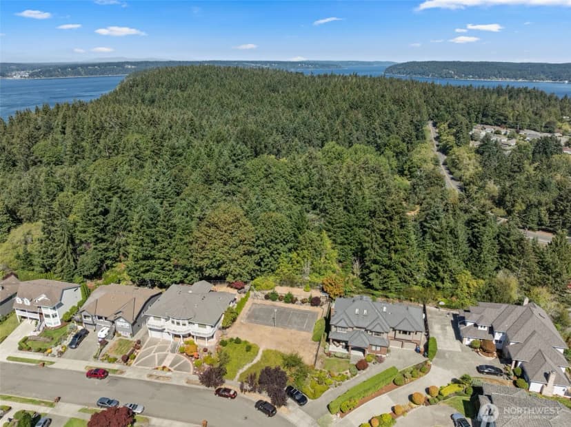 Property photo for 6723 N Parkview Lane, Tacoma photo 13