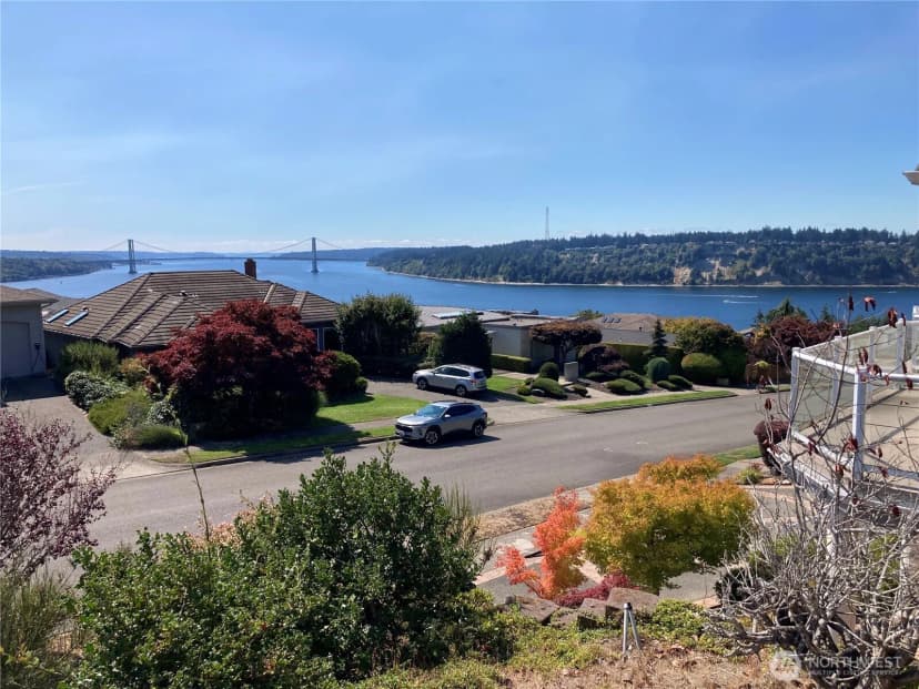 Property photo for 6723 N Parkview Lane, Tacoma photo 23