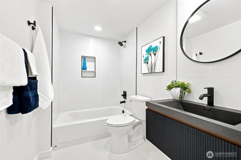 Property photo for 15237 Ne 3rd Street, Bellevue photo 32