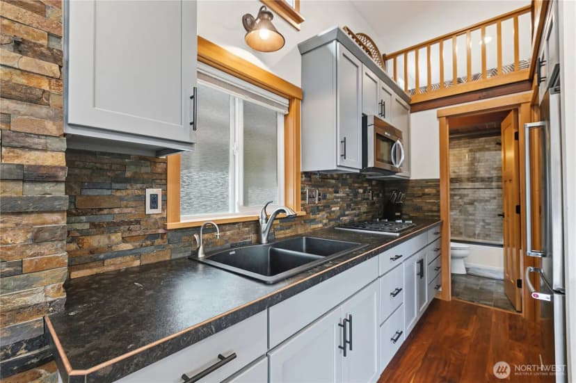 Property photo for 990 S Lake Whatcom Boulevard #36, Sedro Woolley photo 6