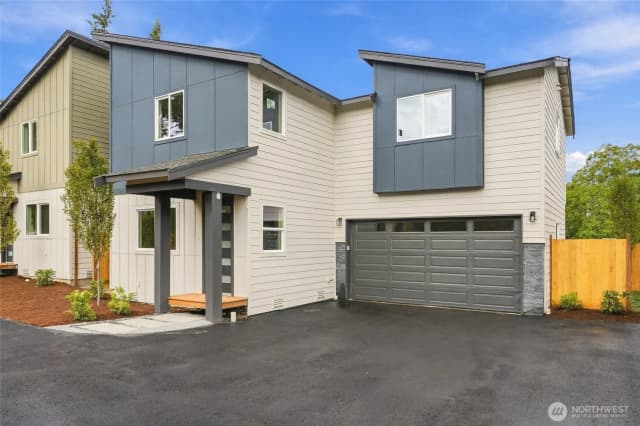 Property photo for 5513 Fleming Street #b, Everett photo 2