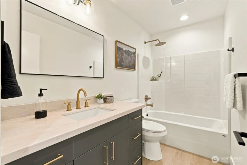 Property photo for 5513 Fleming Street #b, Everett photo 19