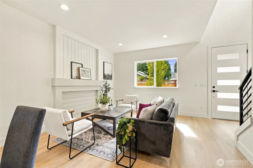 Property photo for 5513 Fleming Street #b, Everett photo 5