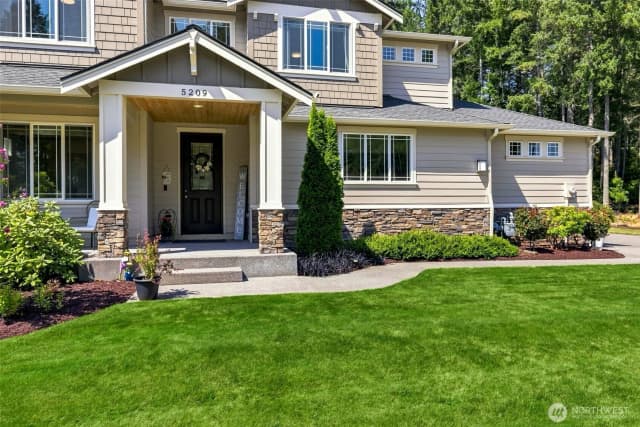 Property photo for 5209 Oystercatcher Lane Ne, Olympia photo 3