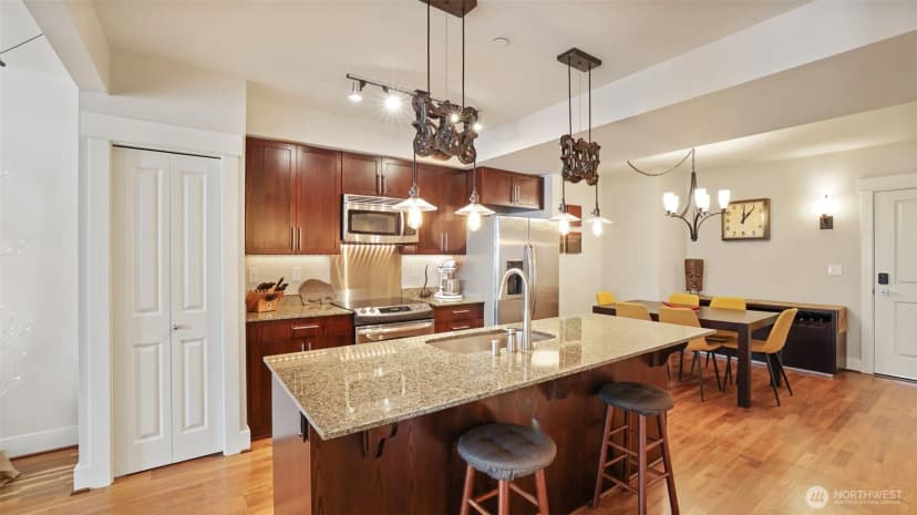 Property photo for 699 John Street #513, Seattle photo 6