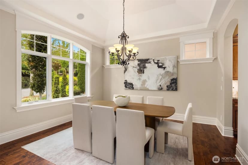 Property photo for 522 Timber Creek Drive Nw, Issaquah photo 3