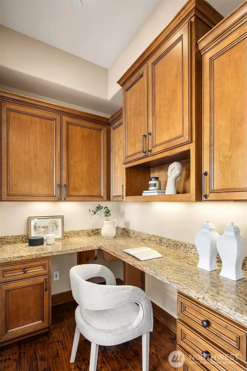 Property photo for 522 Timber Creek Drive Nw, Issaquah photo 12