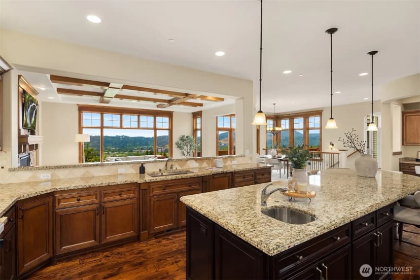 Property photo for 522 Timber Creek Drive Nw, Issaquah photo 7