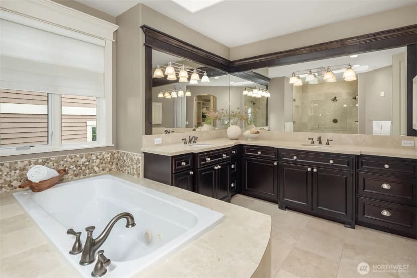Property photo for 522 Timber Creek Drive Nw, Issaquah photo 21