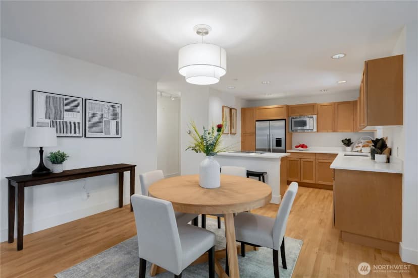 Property photo for 3648 Francis Avenue N #d, Seattle photo 9