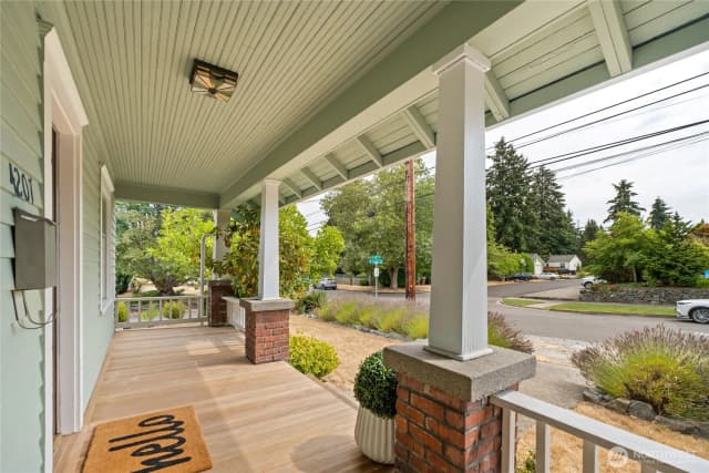 Property photo for 4201 N 24th Street, Tacoma photo 3