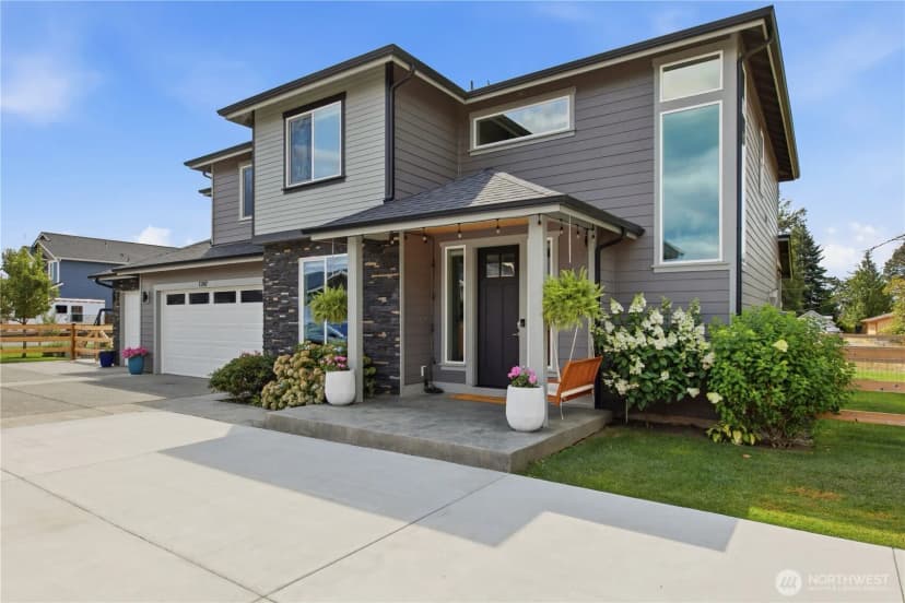 Property photo for 1347 Malatesta Circle, Enumclaw