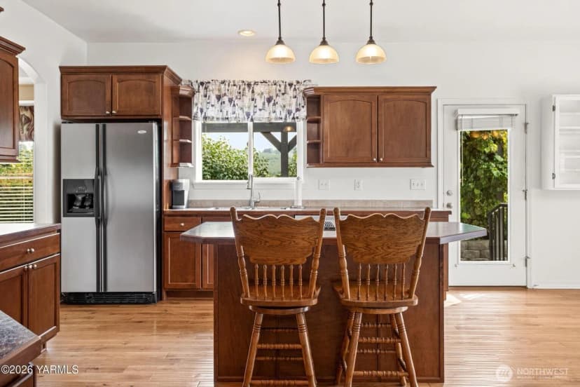 Property photo for 11601 Marble Court, Yakima photo 9