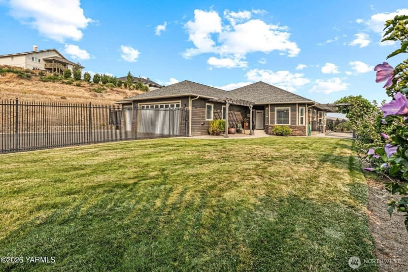 Property photo for 11601 Marble Court, Yakima