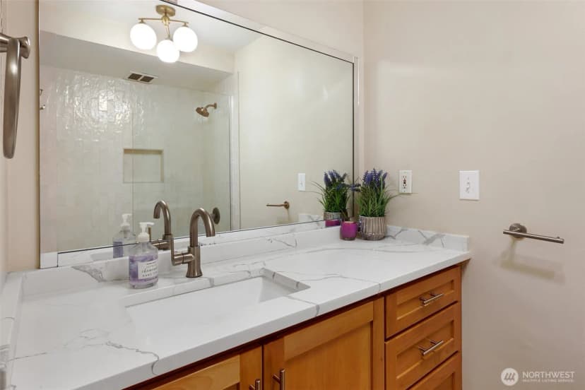 Property photo for 610 Aloha Street #302, Seattle photo 17