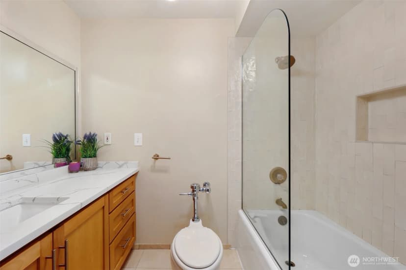 Property photo for 610 Aloha Street #302, Seattle photo 18