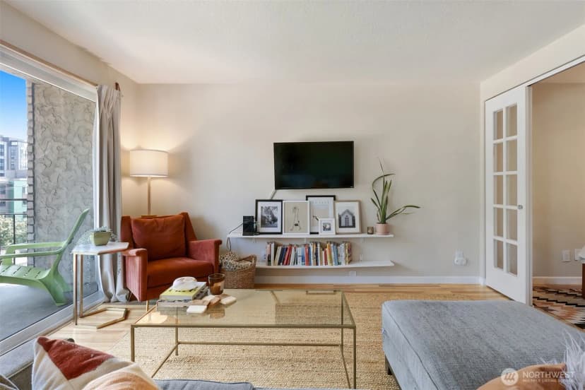 Property photo for 610 Aloha Street #302, Seattle photo 8