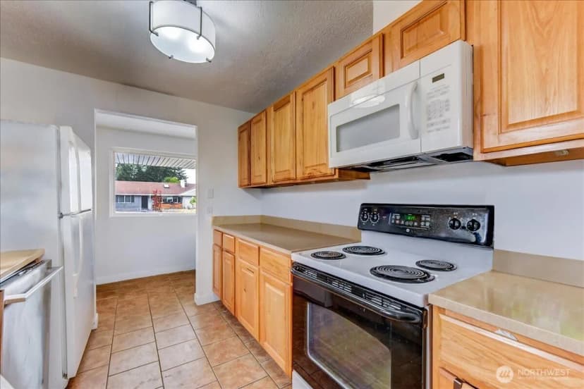 Property photo for 9125 48th Drive Ne, Marysville photo 12