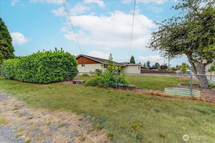 Property photo for 9125 48th Drive Ne, Marysville photo 24