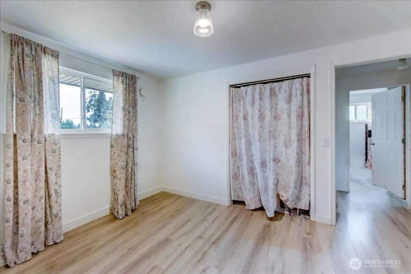 Property photo for 9125 48th Drive Ne, Marysville photo 18