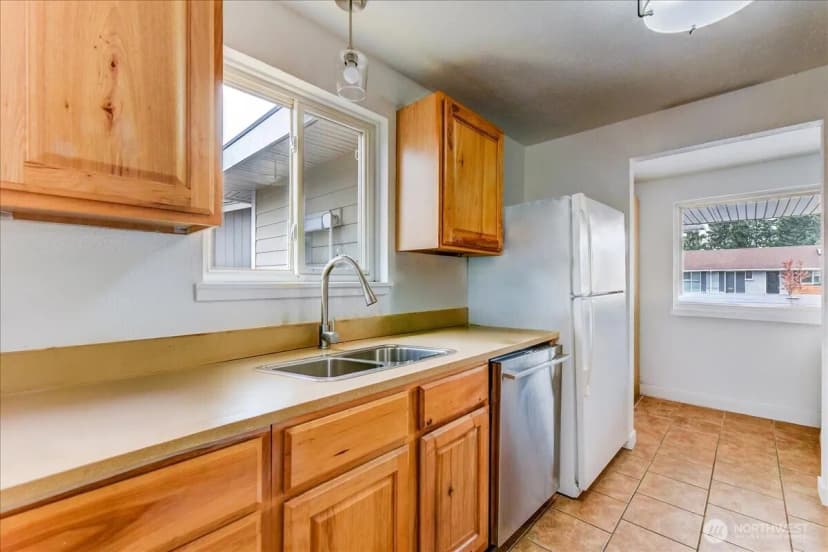 Property photo for 9125 48th Drive Ne, Marysville photo 11
