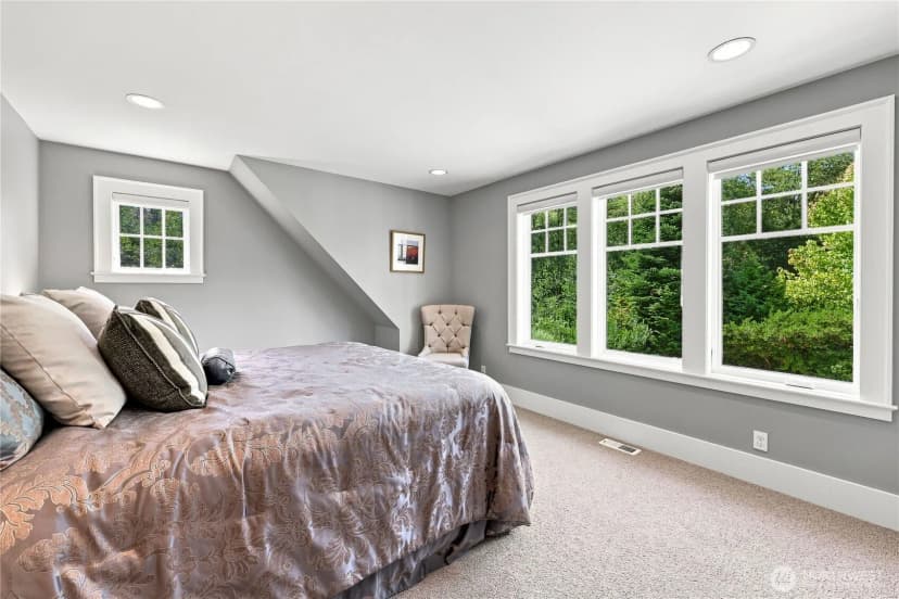 Property photo for 9223 Allens Cove Lane Ne, Bainbridge Island photo 22
