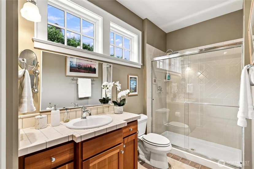 Property photo for 9223 Allens Cove Lane Ne, Bainbridge Island photo 15