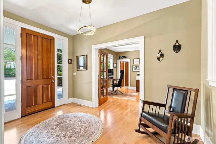 Property photo for 9223 Allens Cove Lane Ne, Bainbridge Island photo 6