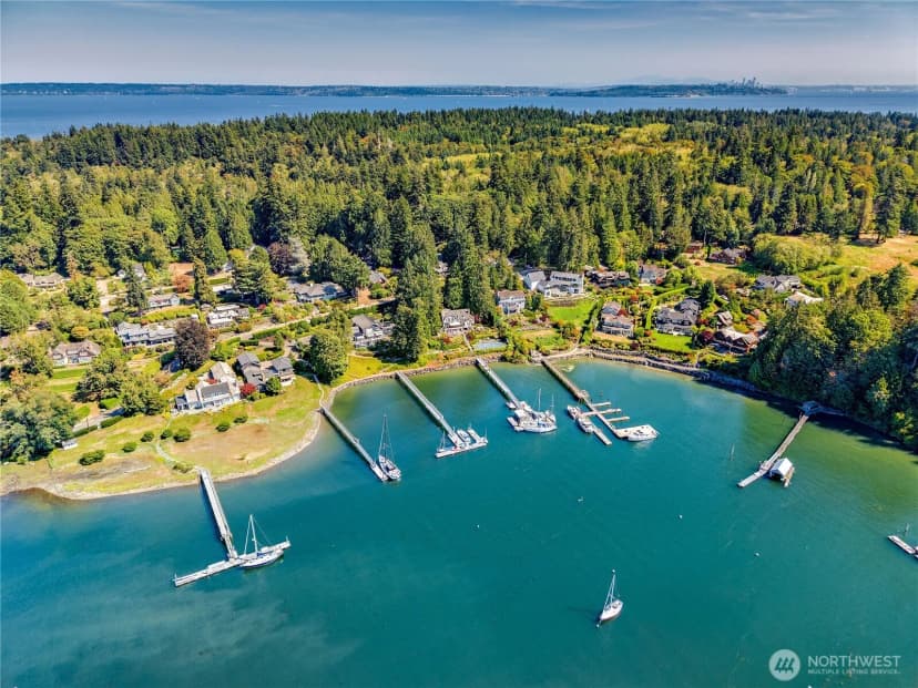 Property photo for 9223 Allens Cove Lane Ne, Bainbridge Island photo 40