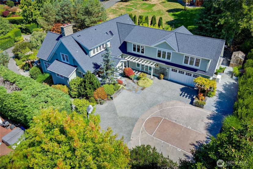 Property photo for 9223 Allens Cove Lane Ne, Bainbridge Island