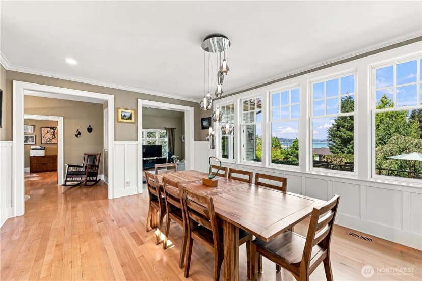 Property photo for 9223 Allens Cove Lane Ne, Bainbridge Island photo 8