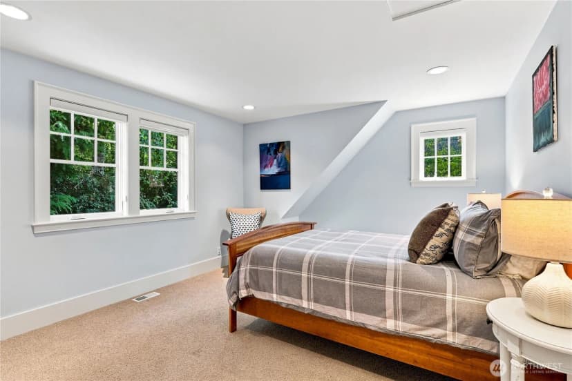 Property photo for 9223 Allens Cove Lane Ne, Bainbridge Island photo 24