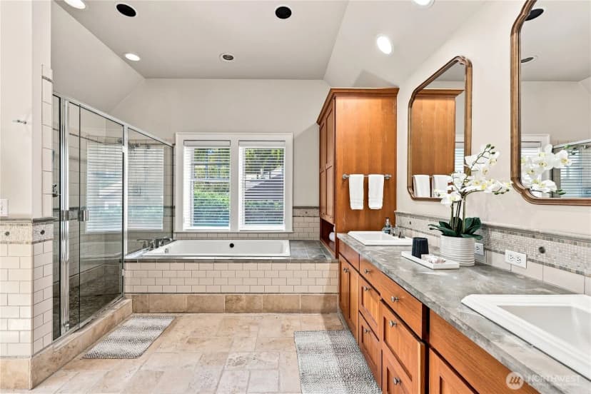 Property photo for 9223 Allens Cove Lane Ne, Bainbridge Island photo 18
