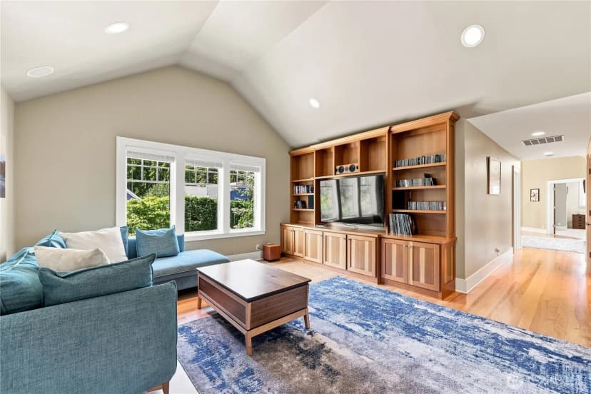 Property photo for 9223 Allens Cove Lane Ne, Bainbridge Island photo 21