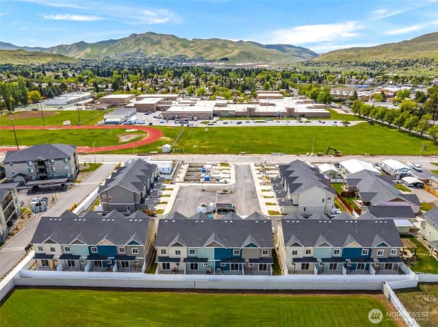 Property photo for 1075 Red Apple Road #f21, Wenatchee