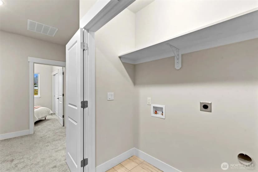 Property photo for 1075 Red Apple Road #f21, Wenatchee photo 32