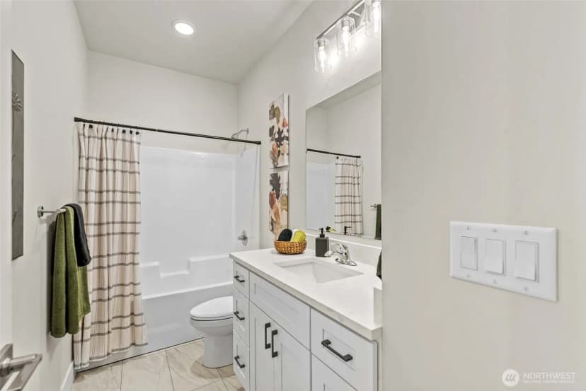 Property photo for 1075 Red Apple Road #f21, Wenatchee photo 30