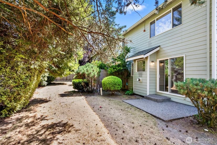 Property photo for 625 101st Place Se #a, Everett photo 25