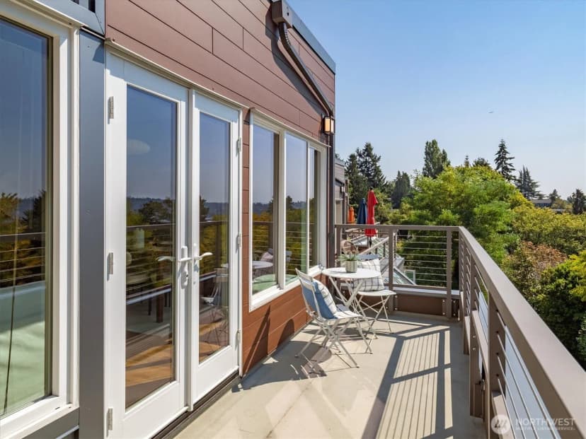 Property photo for 101 Nw 58th Street #12, Seattle photo 12