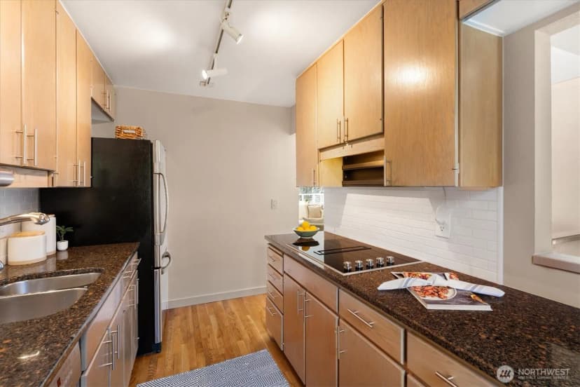 Property photo for 101 Nw 58th Street #12, Seattle photo 18