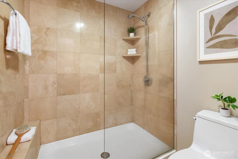 Property photo for 101 Nw 58th Street #12, Seattle photo 24