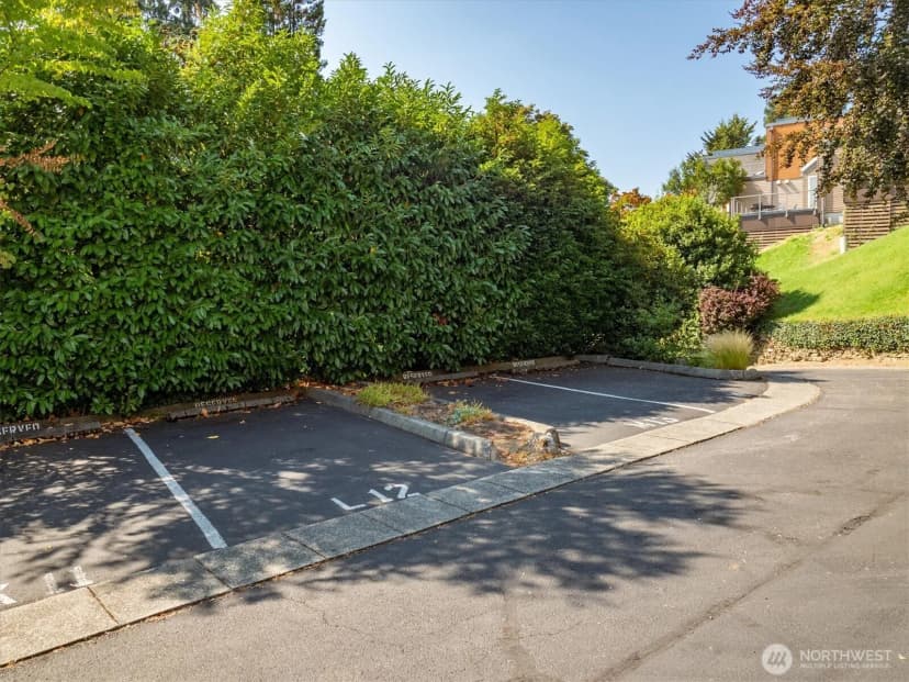 Property photo for 101 Nw 58th Street #12, Seattle photo 34